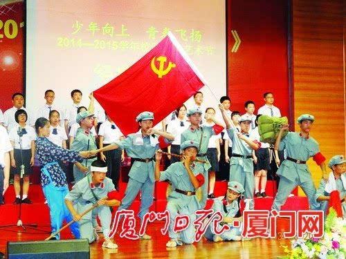 救援男孩毕业生